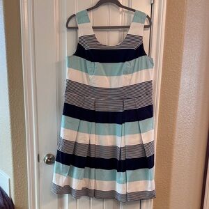 41 Hawthorn Elegant Blue and White Dress